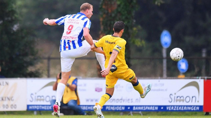 在沿着类似 在沿着类似